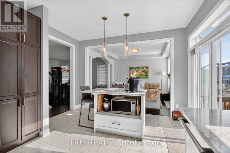 29443424/126-pinelock-street/emerald-meadowstrailwest/ottawa/ontario/K2M0L5_22