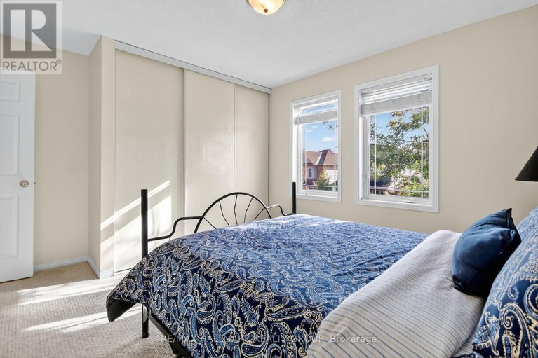 28971338/131-harbour-view-street/strandherd/ottawa/ontario/K2G6Z8_28