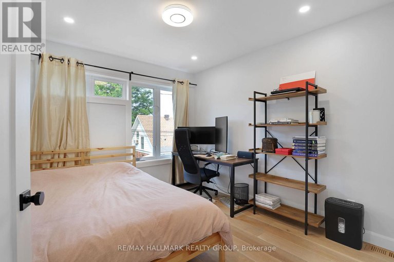28551598/460-bevan-avenue/westborohampton-park/ottawa/ontario/K1Z5S4_26