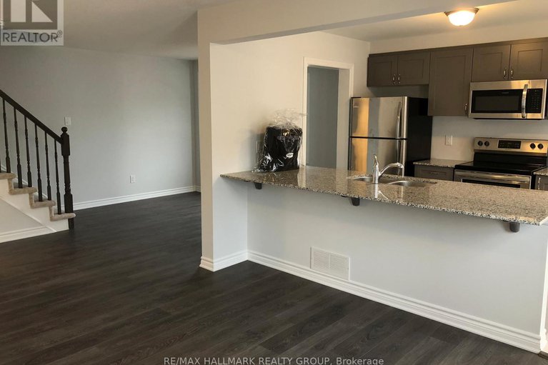 28973138/106-helenium-lane/avalon-west/ottawa/ontario/K4A1C7_6