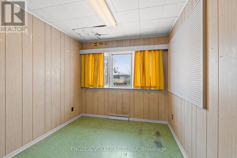 29184532/2626-elmhurst-street/queensway-terrace-north/ottawa/ontario/K2B7N6_45