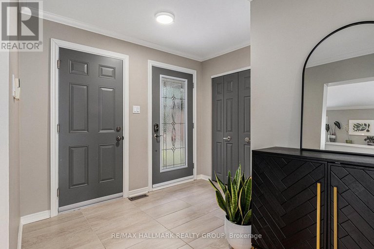 28754000/68-hewitt-court/katimavik/ottawa/ontario/K2L3R3_3