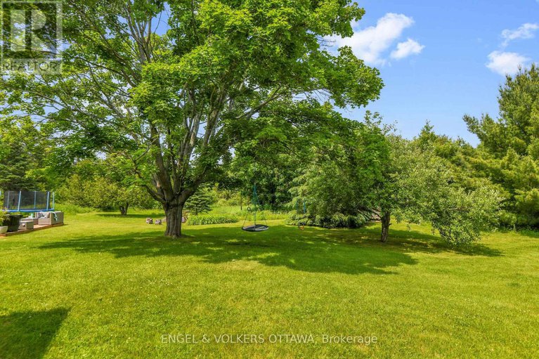 29126982/102-delaney-drive/huntley-ward-south-west/ottawa/ontario/K0A1L0_35