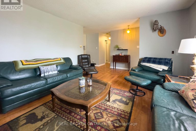 28422588/30-kingfisher-crescent/north-grenville-twp-kemptville-east/north-grenville/ontario/K0G1J0_5