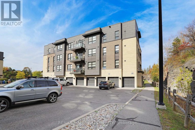 29634431/202-230-titanium-private-e/convent-glen-north/ottawa/ontario/K1C0C1_39