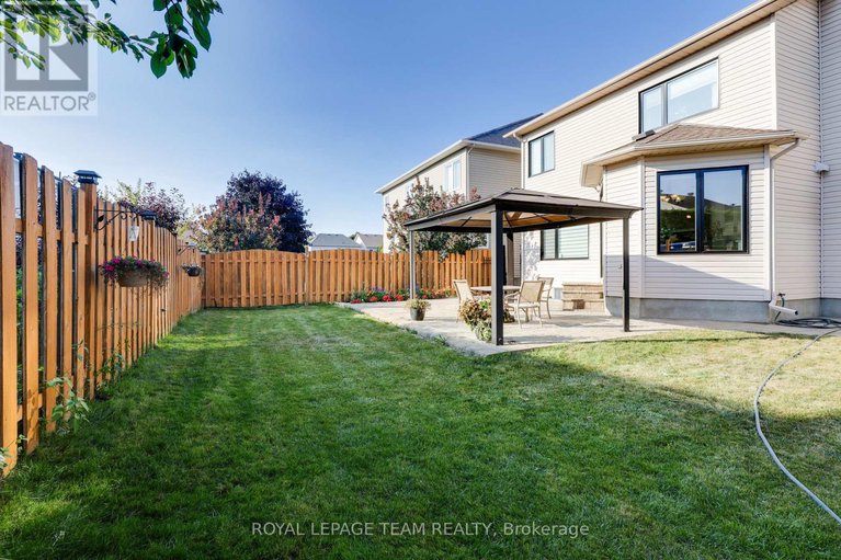 28886612/36-keighley-circle/morgans-grantsouth-march/ottawa/ontario/K2K3H8_50