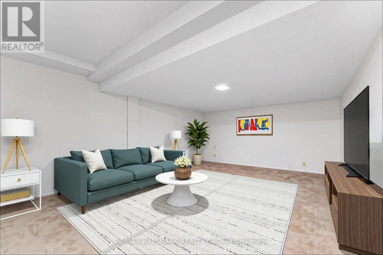 28978664/1075-avignon-court/orleans-wood/ottawa/ontario/K1C2N4_29