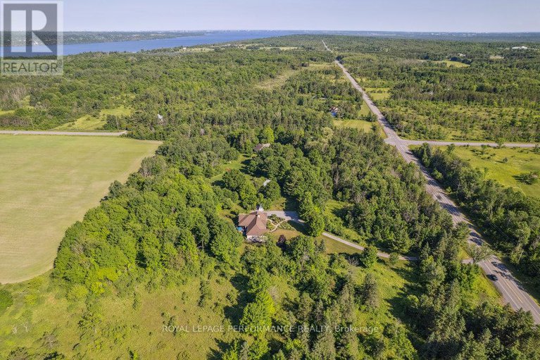 28551592/2830-torwood-drive/dunrobin-shores/ottawa/ontario/K0A1T0_6