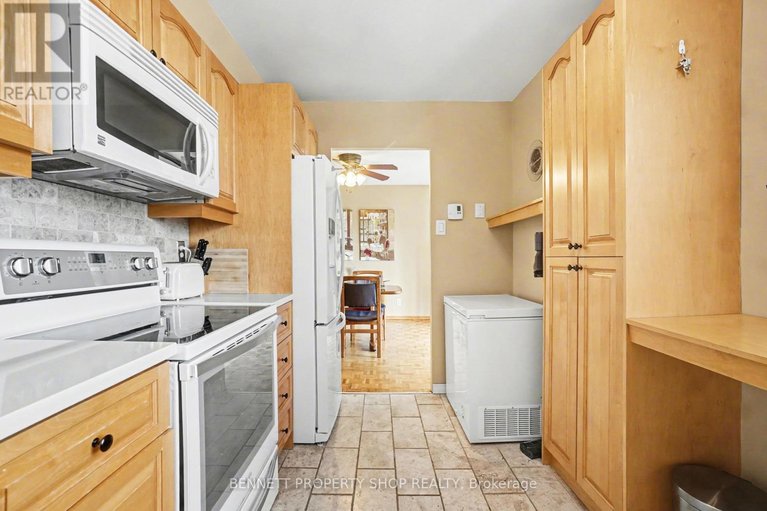 29573197/610-2760-carousel-crescent/emerald-woodssawmill-creek/ottawa/ontario/K1T2N4_7