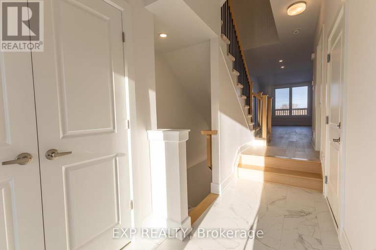 28403296/175-craig-duncan-terrace/stittsville-south/ottawa/ontario/K2S3C4_3
