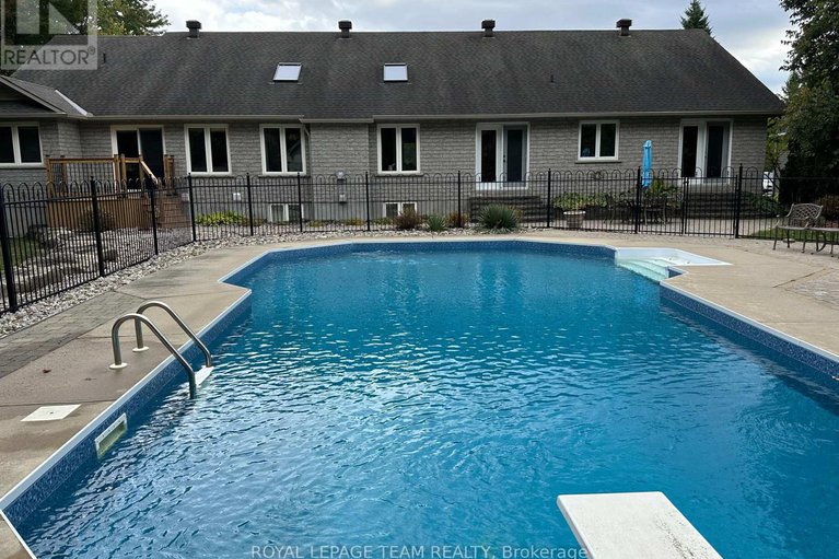 29034501/6437-waddion-drive/greely/ottawa/ontario/K4P1E7_42