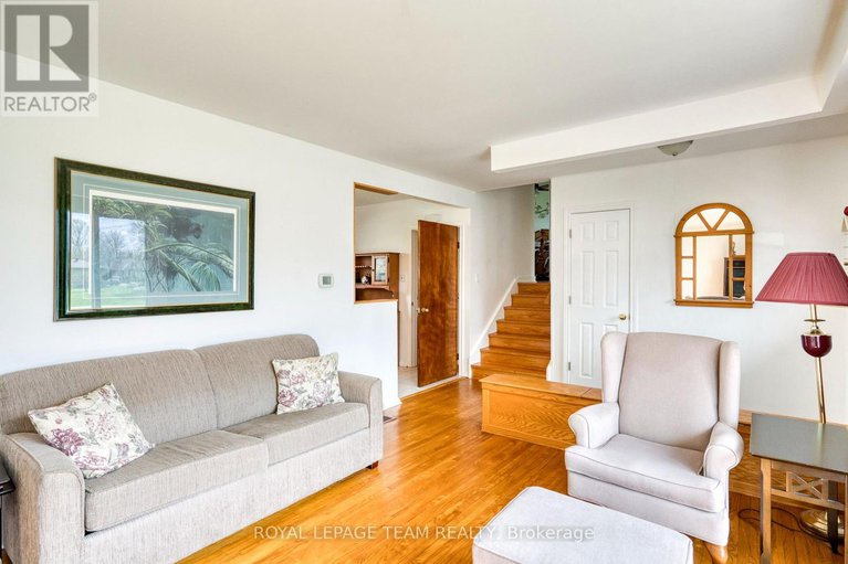 28272638/268-ottawa-street/almonte/mississippi-mills/ontario/K0A1A0_13