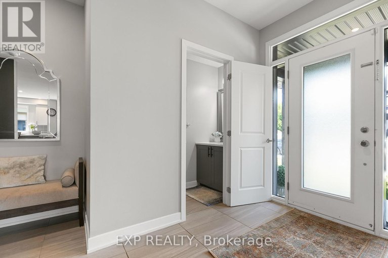 28567081/335-joshua-street/mer-bleuebradley-estatesanderson-park/ottawa/ontario/K1W0N7_7