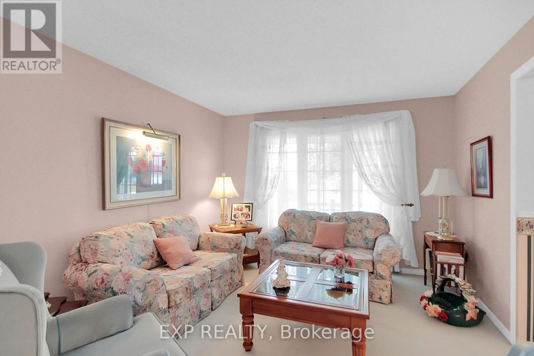 28705639/2104-gardenway-drive/fallingbrookgardenway-south/ottawa/ontario/K4A3K2_5