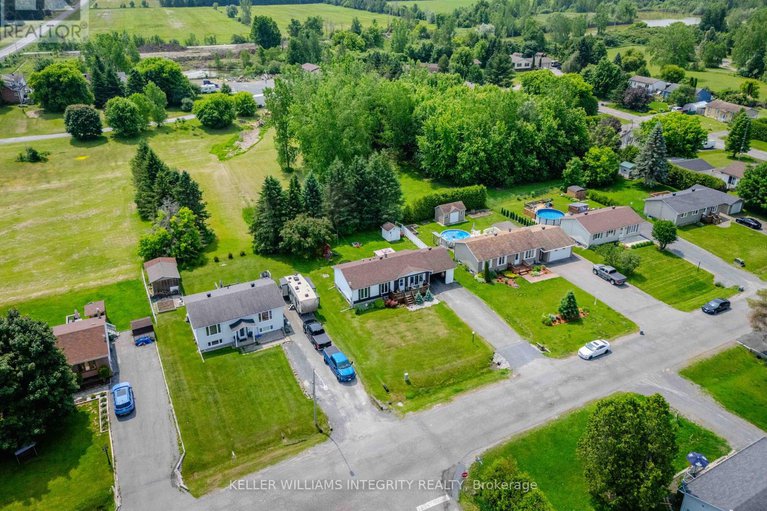 28489479/3-3-le-baron-drive/russell-twp/russell/ontario/K0A2M0_4