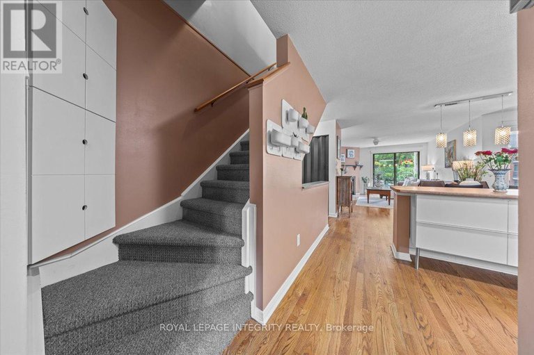 28552729/1094-blasdell-avenue/manor-park/ottawa/ontario/K1K0C3_22