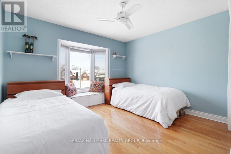 29322376/41-bramblegrove-crescent/hunt-club-parkgreenboro/ottawa/ontario/K1T3G2_35