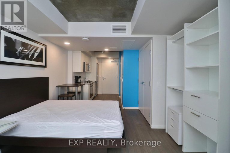 28905397/2308-105-champagne-avenue-s/west-centre-town/ottawa/ontario/K1S4P3_10