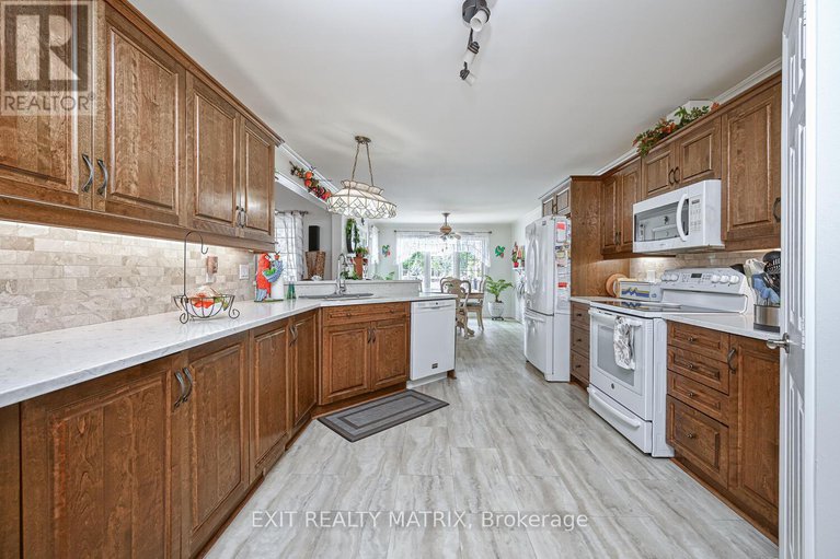 28578920/2573-mitchell-street/osgoode-twp-north-of-reg-rd-6/ottawa/ontario/K0A2P0_11