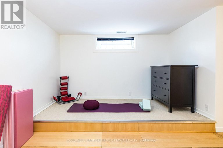 29424384/309-kintyre-private/carleton-square/ottawa/ontario/K2C3M6_30