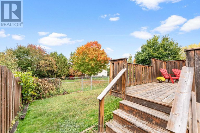 28978664/1075-avignon-court/orleans-wood/ottawa/ontario/K1C2N4_32
