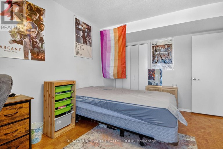 29430893/23-1821-walkley-road/urbandale-acres/ottawa/ontario/K1H6X9_15