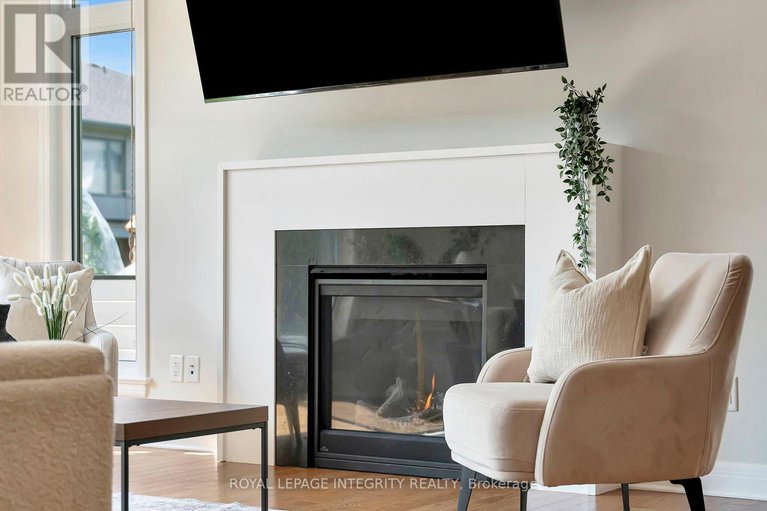 29380750/885-moses-tennisco-street/cfb-rockcliffe-and-area/ottawa/ontario/K1K5A2_12