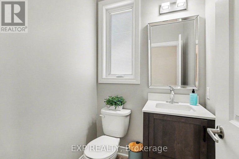 29648616/860-oat-straw-way/leitrim/ottawa/ontario/K1T0M2_10