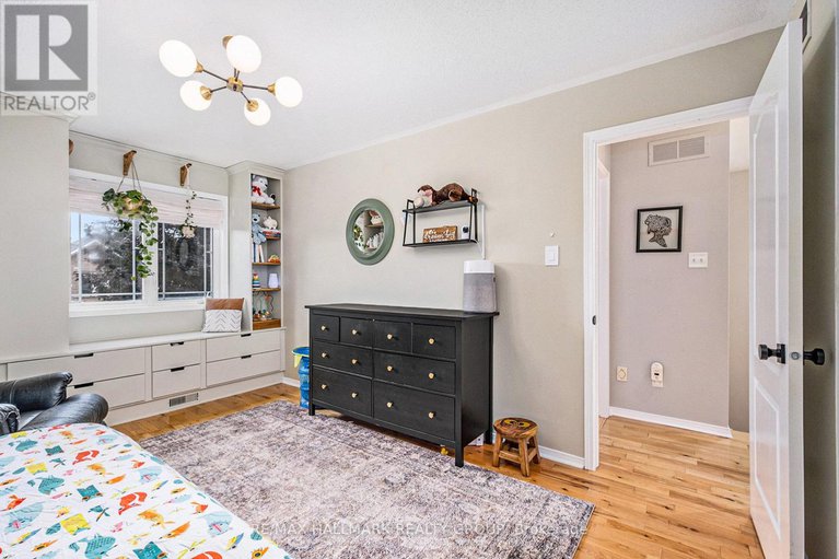 28790213/182-willow-creek-circle/strandherd/ottawa/ontario/K2G7B1_16