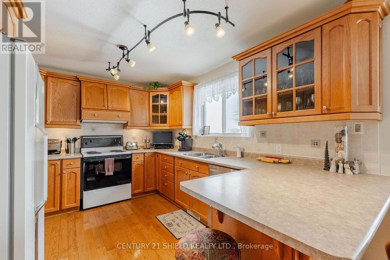 29542196/14118-willbruck-drive/south-stormont-osnabruck-twp/south-stormont/ontario/K0C1X0_26