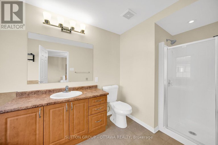 28945910/747-oakglade-avenue/emerald-meadowstrailwest/ottawa/ontario/K2M0B5_18