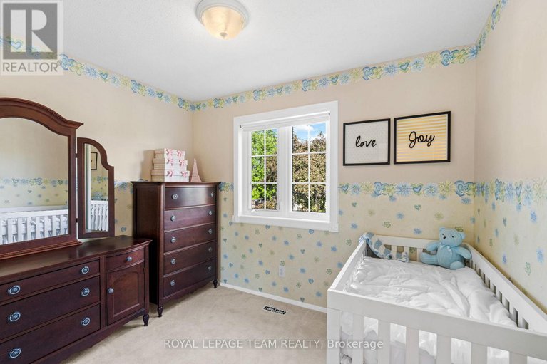 29026359/23-glacier-street/on-the-green/ottawa/ontario/K2J2M7_24