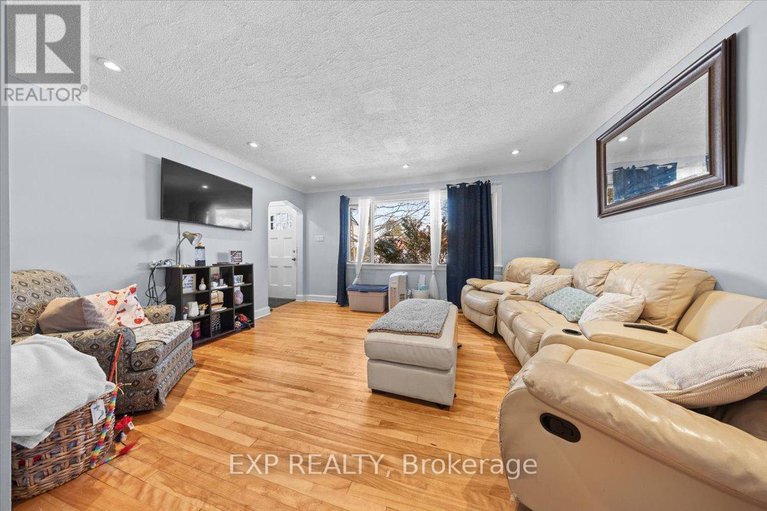 29312744/494-wentworth-avenue/woodroffe/ottawa/ontario/K2B5K1_5