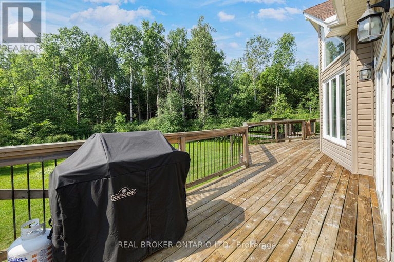 28625161/323-county-road-18-road/north-grenville-twp-kemptville-south/north-grenville/ontario/K0G1T0_35