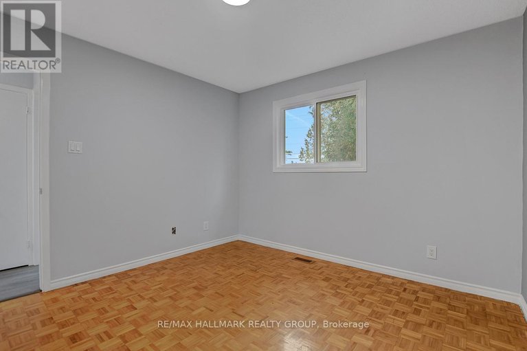 29528376/71-morton-drive/glencairnhazeldean/ottawa/ontario/K2L1W9_19