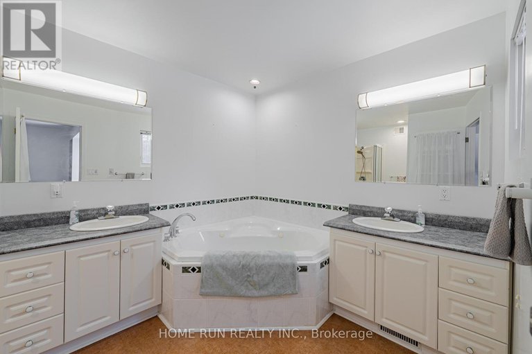 29168819/1545-sherruby-way/rural-kanata-central/ottawa/ontario/K2W1A9_29