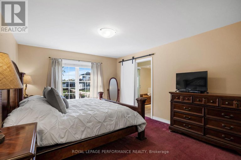 29009681/40-lori-lane/chesterville/north-dundas/ontario/K0C2H0_2