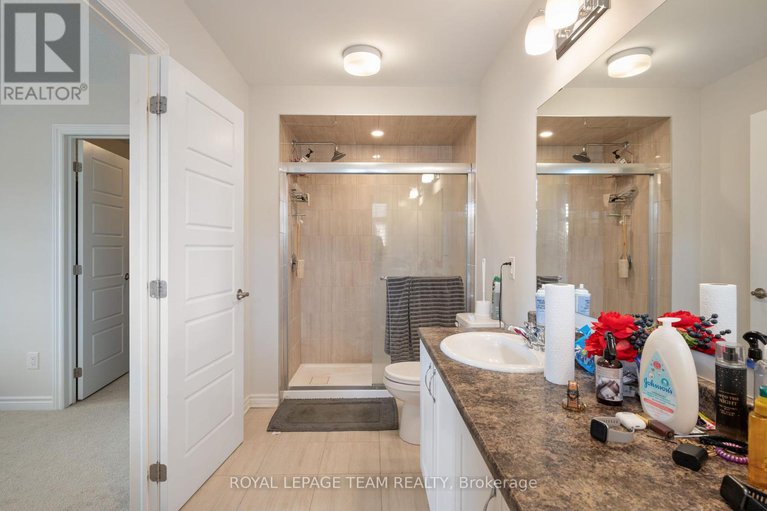 28565820/741-derreen-avenue/stittsville-north/ottawa/ontario/K2S2Y9_37