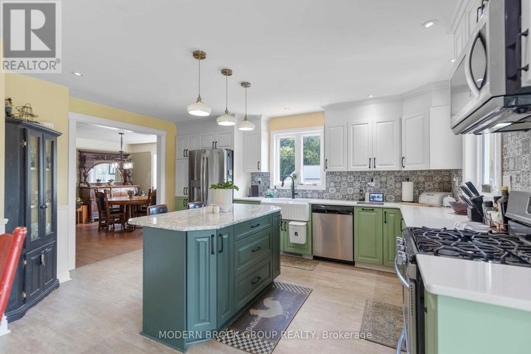 29671048/8224-county-15-road/augusta-twp/augusta/ontario/K0G1R0_28