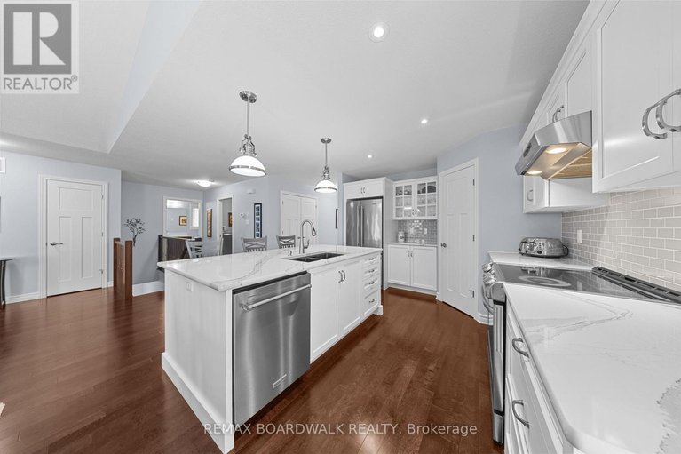 29641408/211-mckenny-street/mississippi-mills-ramsay-twp/mississippi-mills/ontario/K0A1A0_13