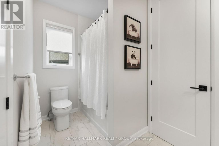 28419525/350-cloyne-crescent/half-moon-bay/ottawa/ontario/K2J6W4_36