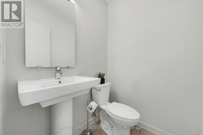 29367762/725-guardian-grove/riverside-southgloucester-glen/ottawa/ontario/K1X0B2_13