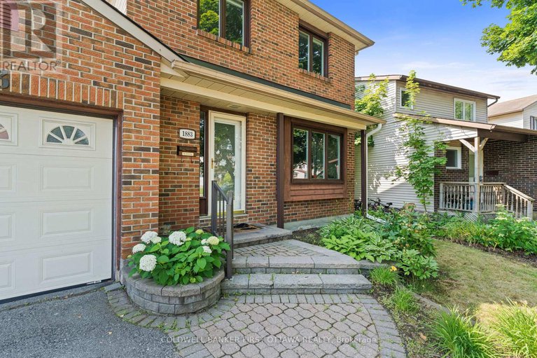 28600094/1883-des-prairies-avenue/queenswood-heights-south/ottawa/ontario/K1E2R5_4