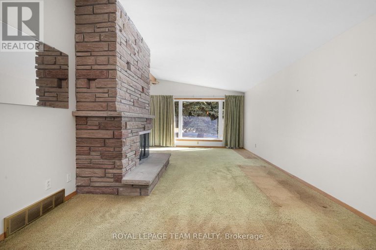 28874346/660-sandra-avenue/elmvale-acres/ottawa/ontario/K1G2Z8_6