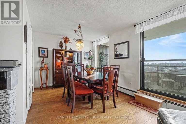 29281419/1402-505-st-laurent-boulevard/viscount-alexander-park/ottawa/ontario/K1K3X4_5