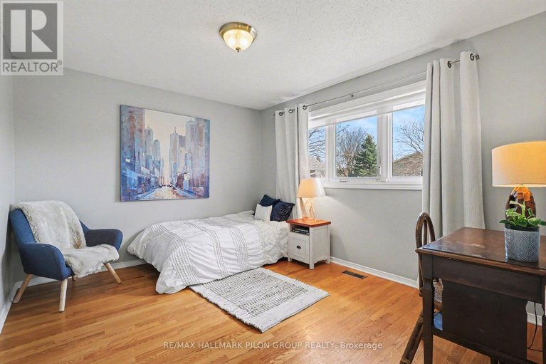 29646954/1709-sansonnet-street/chapel-hill/ottawa/ontario/K1C5Z5_22