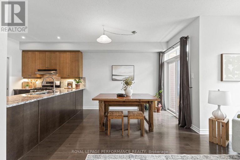 28816375/160-mattingly-way/riverside-southgloucester-glen/ottawa/ontario/K4M0C5_18