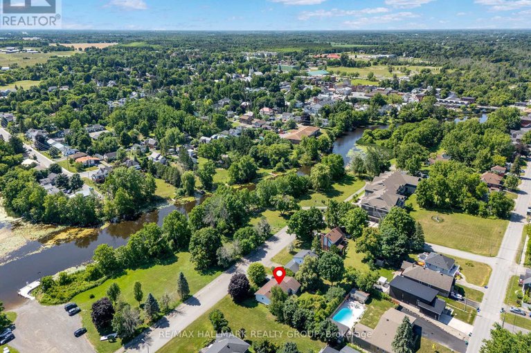 28982762/209-curry-street/kemptville/north-grenville/ontario/K0G1J0_45