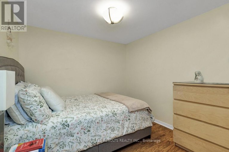 28809454/5-tiffany-crescent/beaverbrook/ottawa/ontario/K2K1W1_39