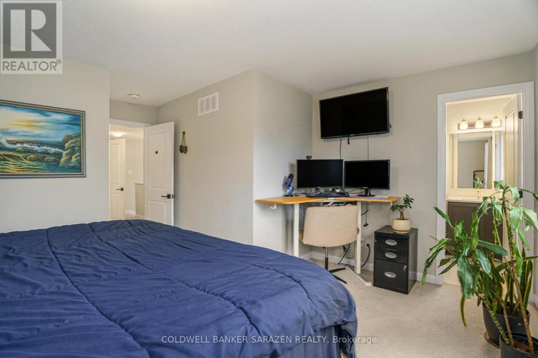 28831580/2067-caltra-crescent/half-moon-bay/ottawa/ontario/K2J6V5_15